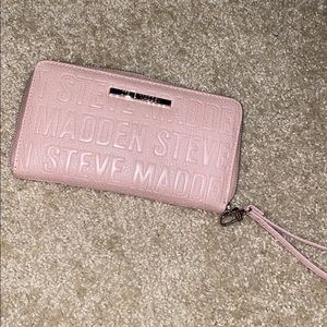 Steve Madden wallet NWOT
